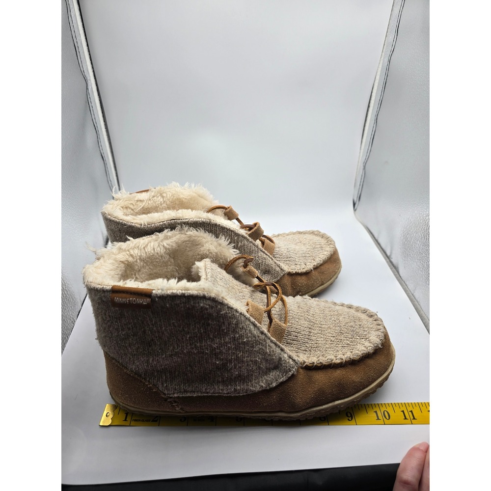 Minnetonka Women's Torrey 10 Tan Knit Suede Moccasin Ankle Boots Faux Fur Lined - Picture 12 of 12